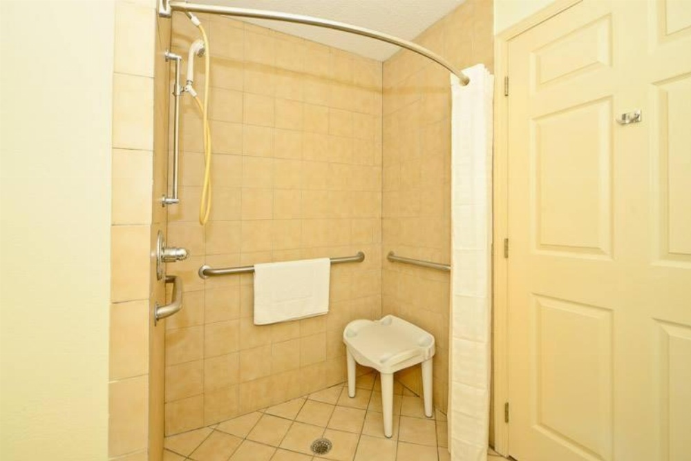 Manchester Heritage Inn & Suites