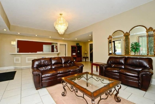 Manchester Heritage Inn & Suites image 22