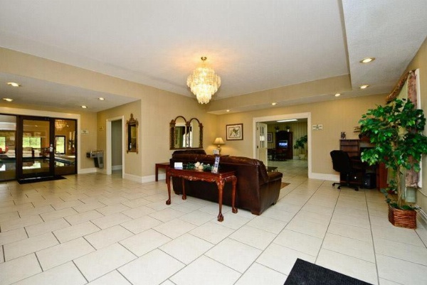 Manchester Heritage Inn & Suites image 24